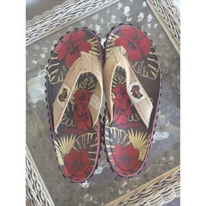 Gumbies Islander Flip-Flops Sandal Unisex M8 W9 Red Barefoot  Tropical Beach